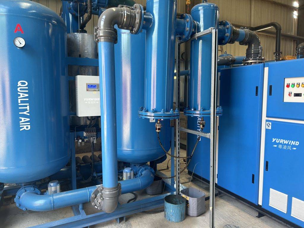 YURWIND Refrigerated Dryer & Desiccant Dryer System in Electronics Manufacturing - YURWIND